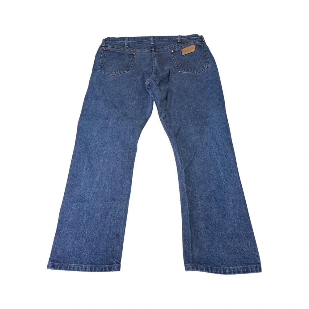Wrangler 13MWZ Blue Denim‎ Jeans Mens Size 42x30 Classic Fit Straight Leg